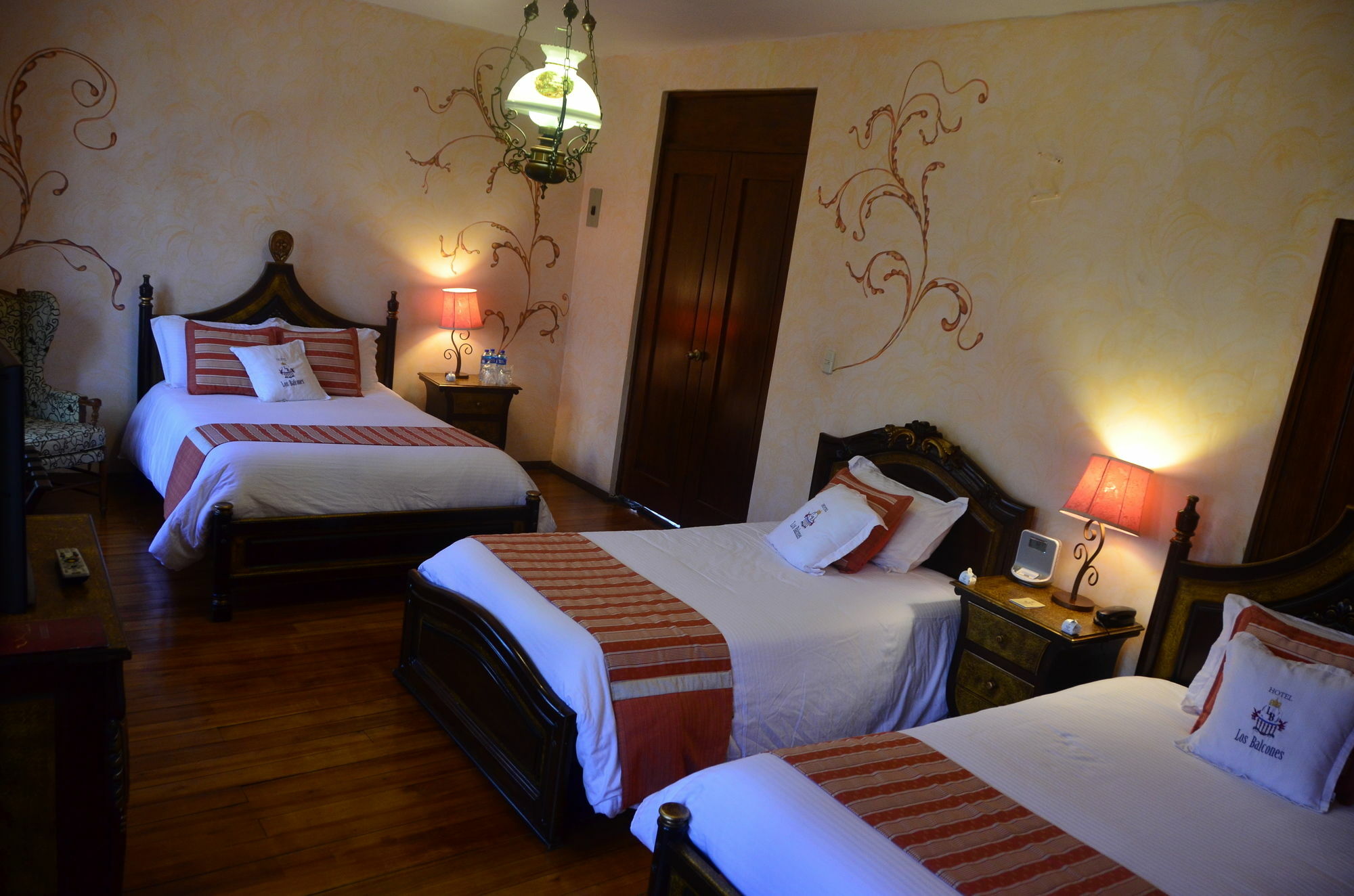 Hotel Boutique Los Balcones Cuenca Exterior photo